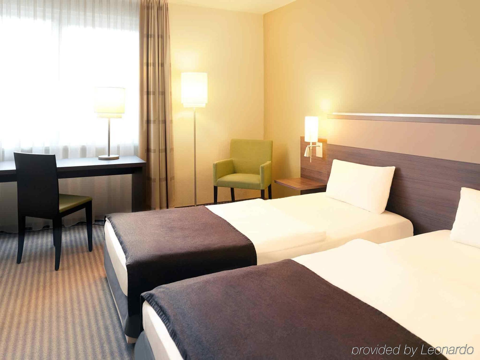 Mercure Airport Hotel Berlin Tegel Εξωτερικό φωτογραφία