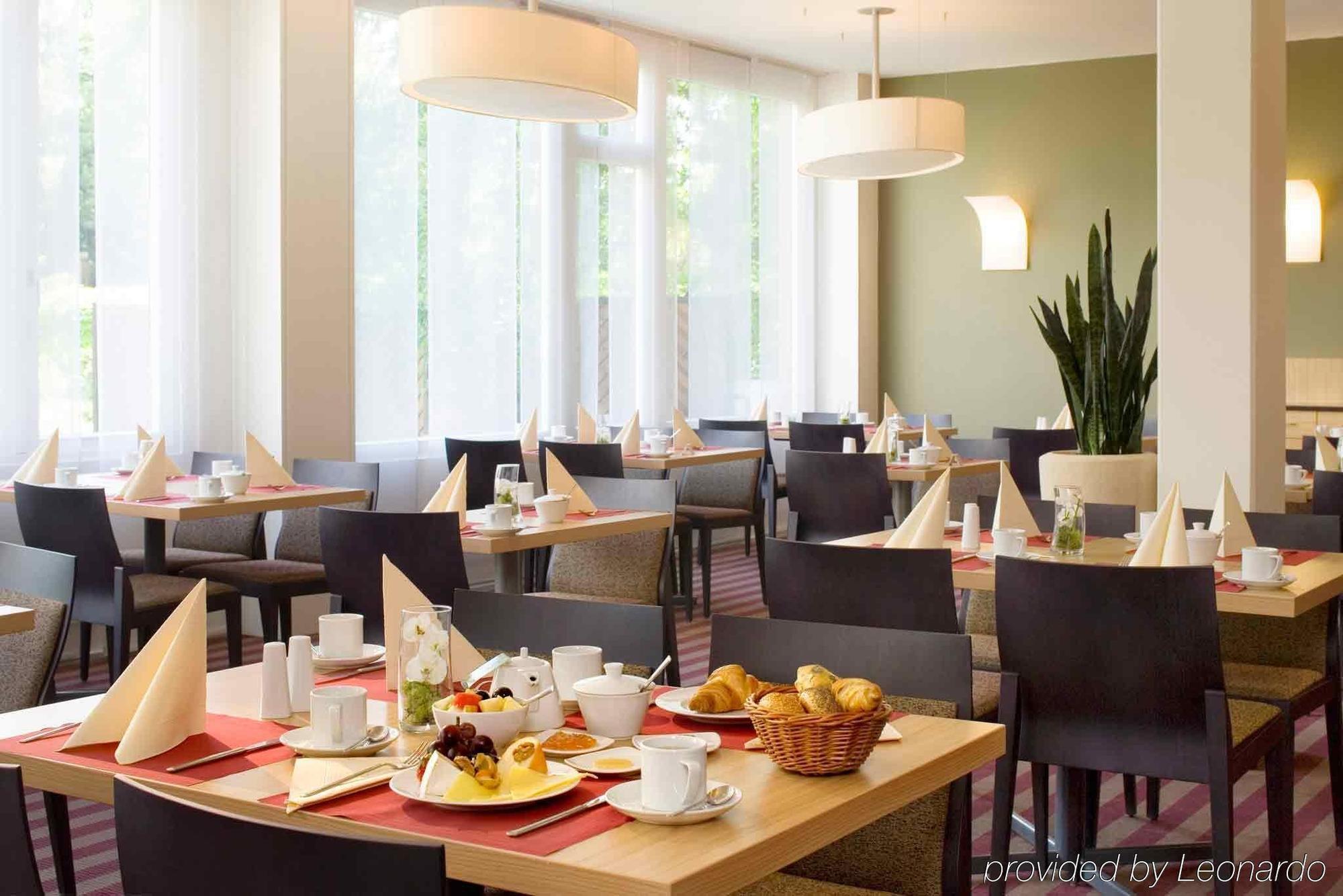 Mercure Airport Hotel Berlin Tegel Εστιατόριο φωτογραφία