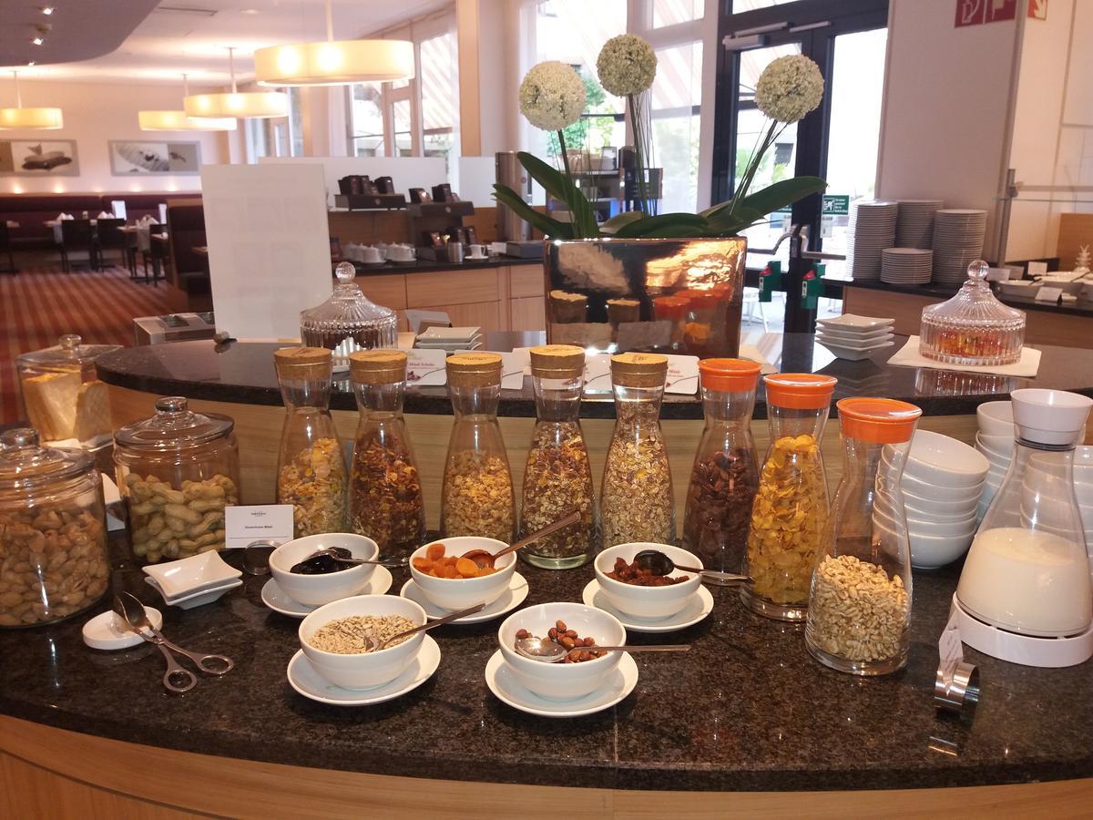 Mercure Airport Hotel Berlin Tegel Εξωτερικό φωτογραφία