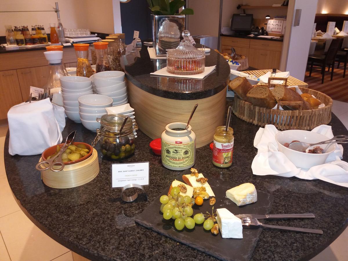Mercure Airport Hotel Berlin Tegel Εξωτερικό φωτογραφία