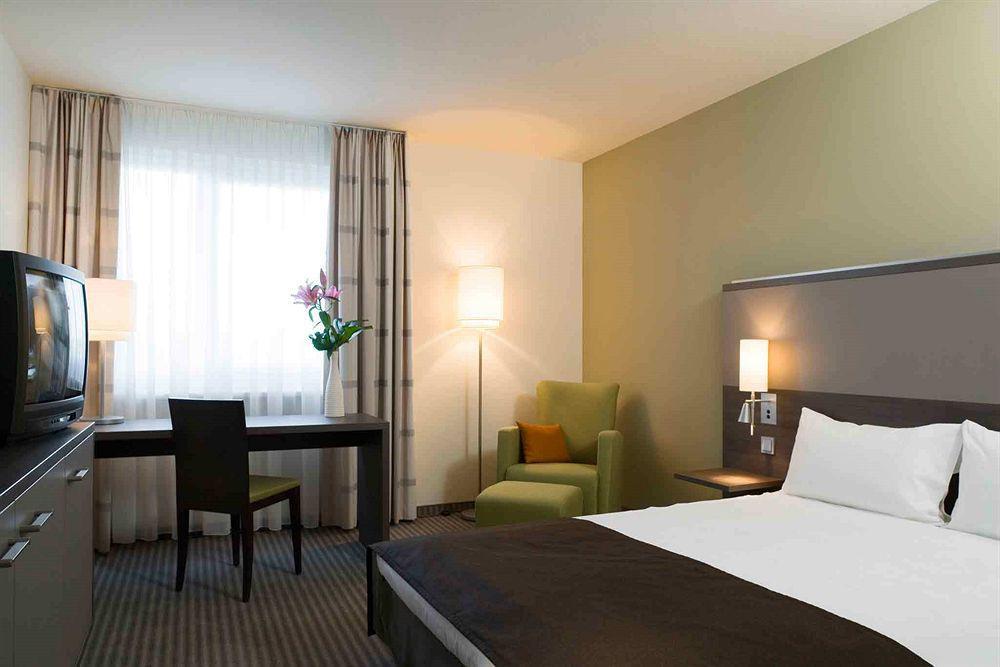 Mercure Airport Hotel Berlin Tegel Δωμάτιο φωτογραφία