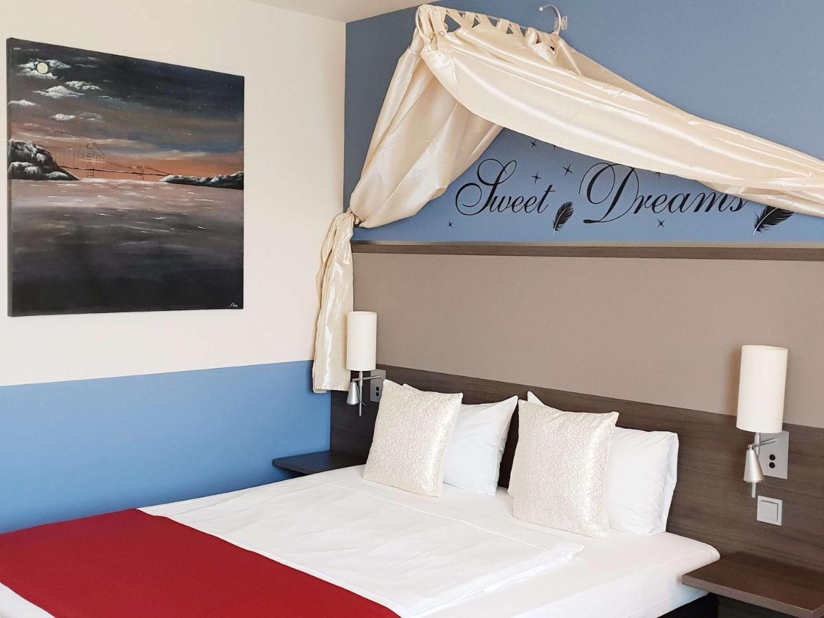 Mercure Airport Hotel Berlin Tegel Εξωτερικό φωτογραφία